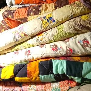 Quilts  Bundle